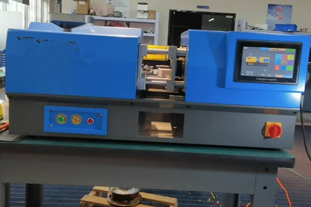 微型注塑機的價格范圍，幾萬元到數(shù)十萬元！