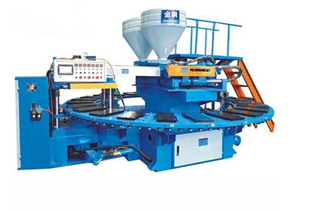 選擇混雙色注塑機廠家時應(yīng)該注意哪些問題呢？