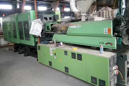 果筐注塑機(jī)廠家報價應(yīng)注意哪些問題？重點(diǎn)關(guān)注這9點(diǎn)！